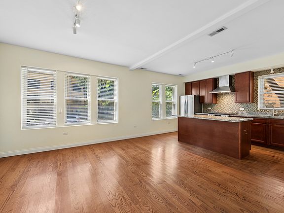 5th image of 1624 W Grace St APT 1