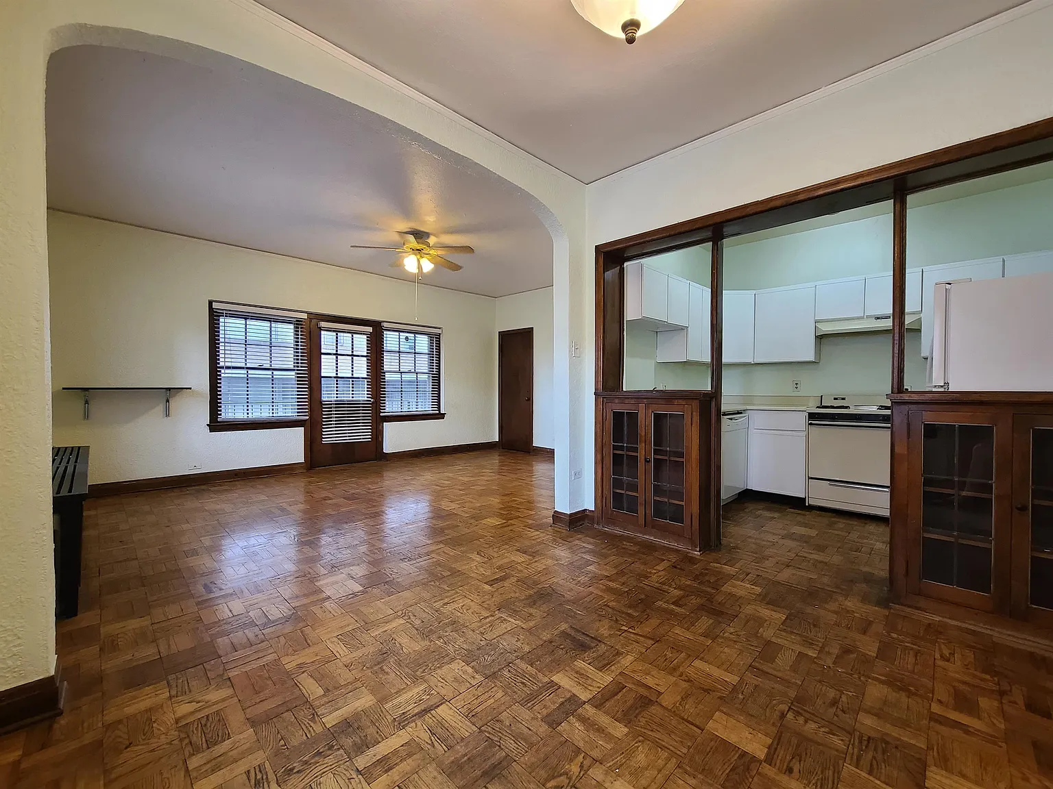 963 Logan St #19 - 1 — Photo 2