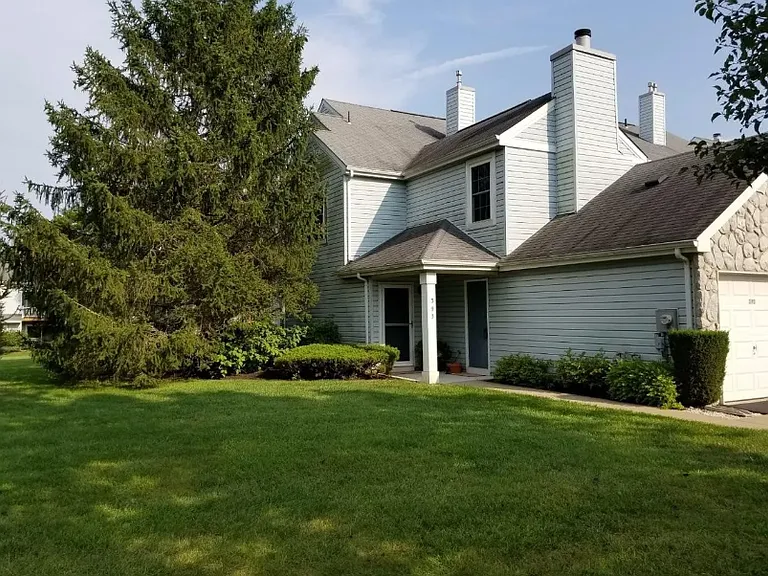 393 Independence Dr — Photo 1