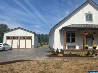 3612 Green River Rd, Sweet Home, OR 97386