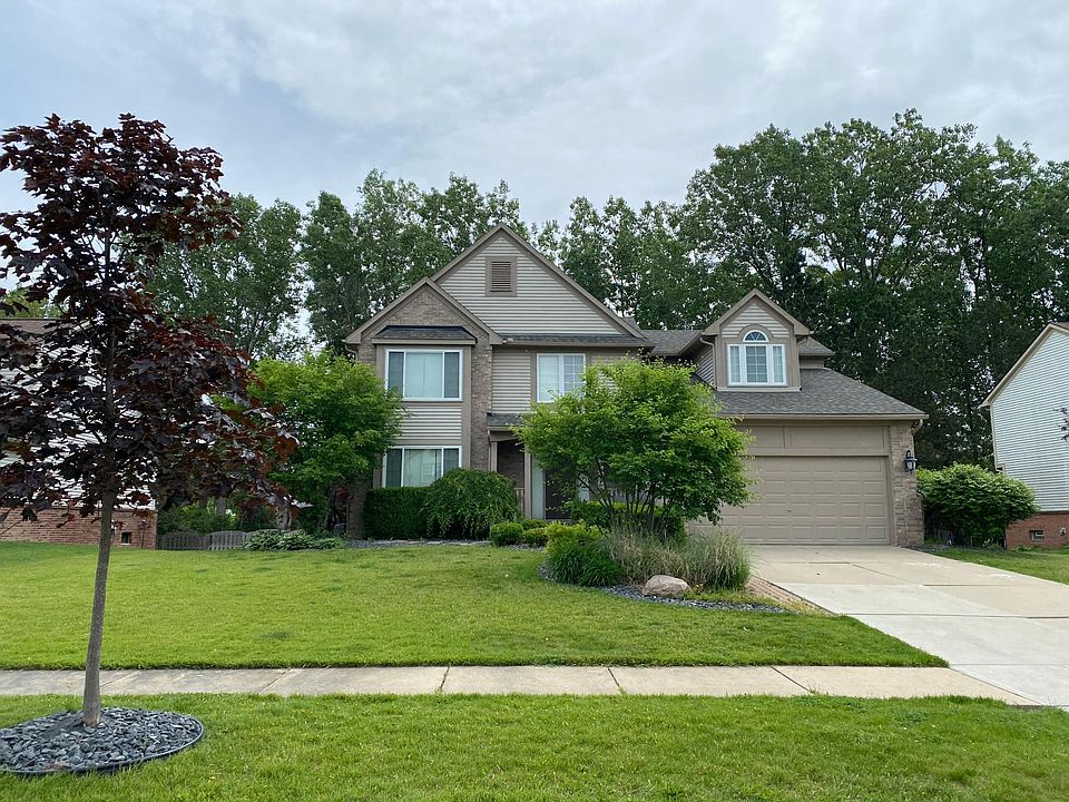 1st image of 197 Columbia Dr