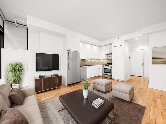 2nd image of 49 E 34th St #2D
