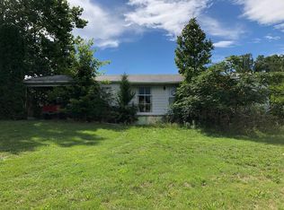 111 Hogan St, Hurt, VA 24563