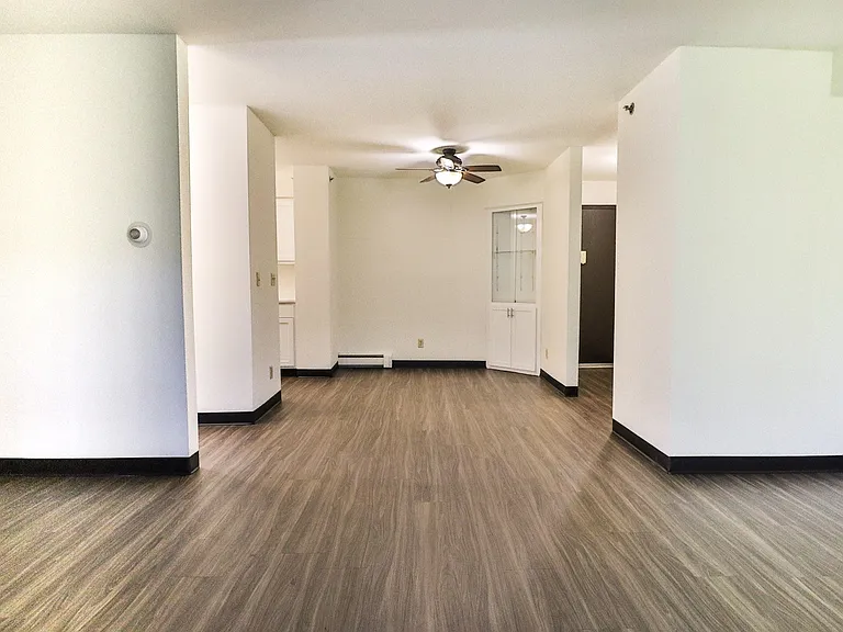 Norhardt Apartments — Photo 24