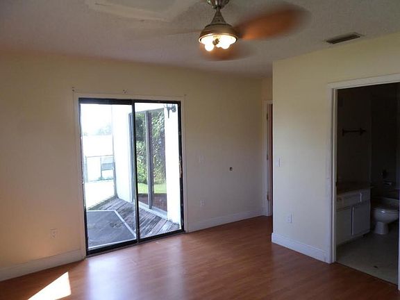 4th image of 2478 Lena Ln