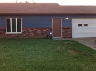 1350 Parkside Dr, Junction City, KS 66441
