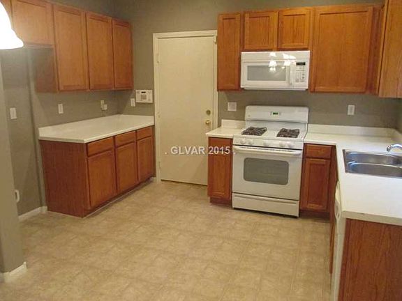 4th image of 6813 Mahogany Meadows Ave