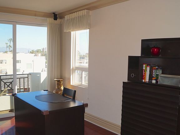 5th image of 1337 Wellesley Ave APT 403