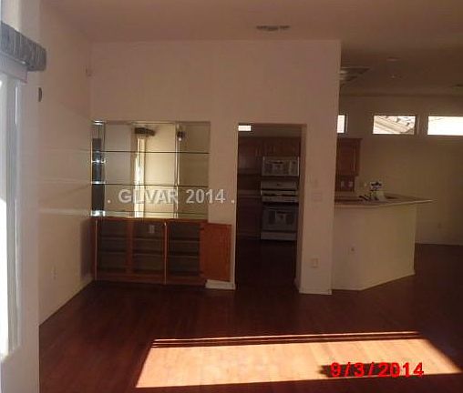 4th image of 2625 Byron Dr