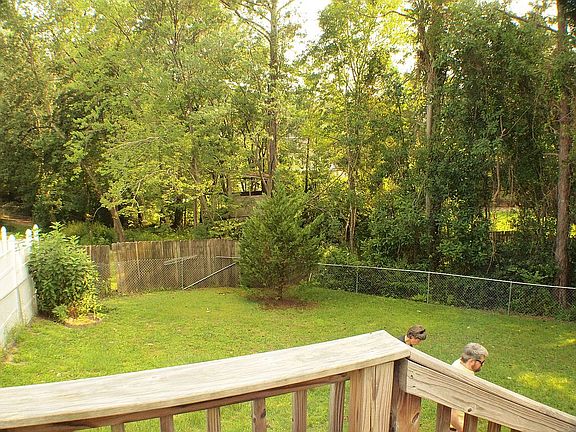 3rd image of 648 Alexwood Dr