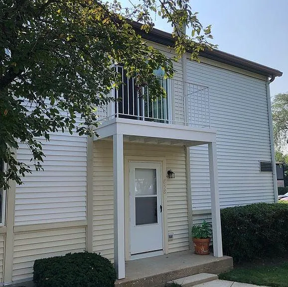858 Inverrary Ln #D-2 — Photo 2