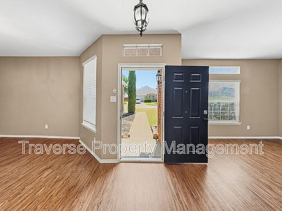 3rd image of 5208 Novato Pl