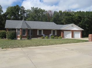 244 Hummingbird Ln, Hannibal, MO 63401