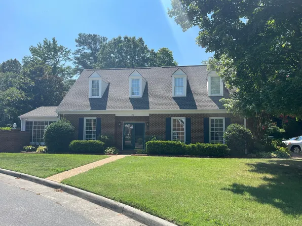 190 Wellesley Dr, Newport News, VA 23606