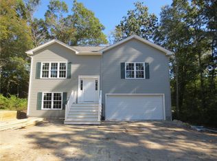 0 Old Mountain Trl, Wyoming, RI 02898