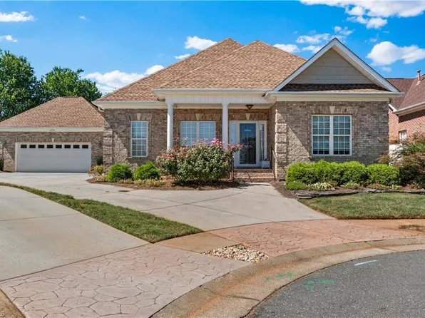 5905 Kenville Green Cir, Kernersville, NC 27284