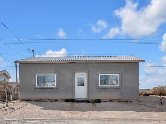 2nd image of 16104 Mesa Rocks St