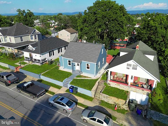 4th image of 842 Guilford Ave