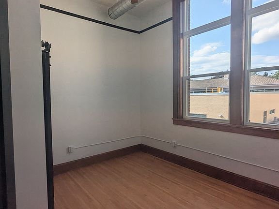 5th image of 200 Dayton St #2