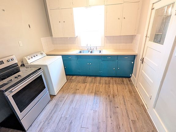 2nd image of 801 W Ash Ave #El