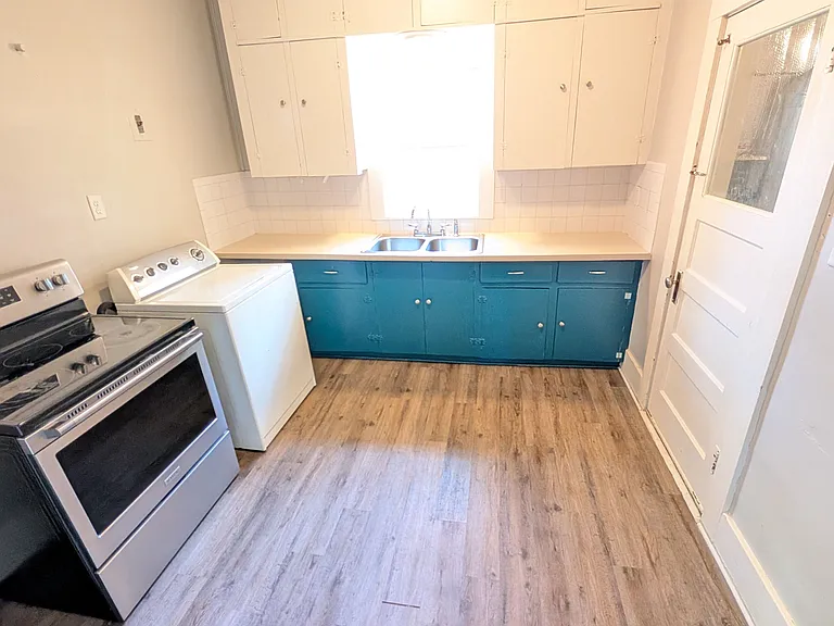 801 W Ash Ave #EL — Photo 2