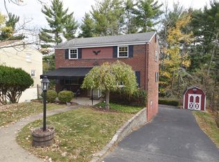2326 High Oak Dr, Pittsburgh, PA 15220
