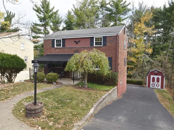 2326 High Oak Dr, Pittsburgh, PA 15220