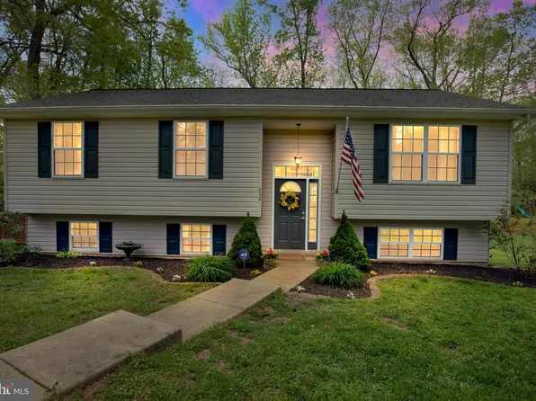 639 Los Alamos Ln, Lusby, MD 20657