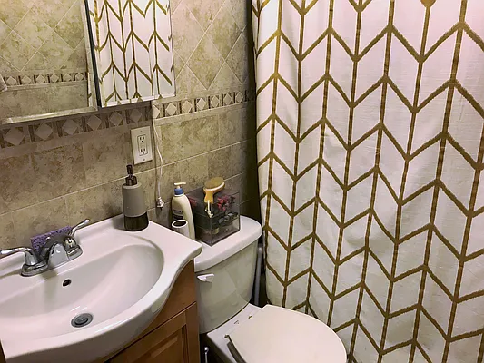 Rented by Joe Gotham LTD | media 6