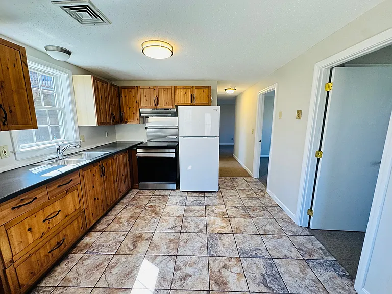 470 E Falmouth Hwy #A — Photo 6