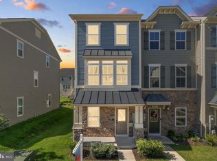 653 Ravenwood Dr, Glen Burnie, MD 21060