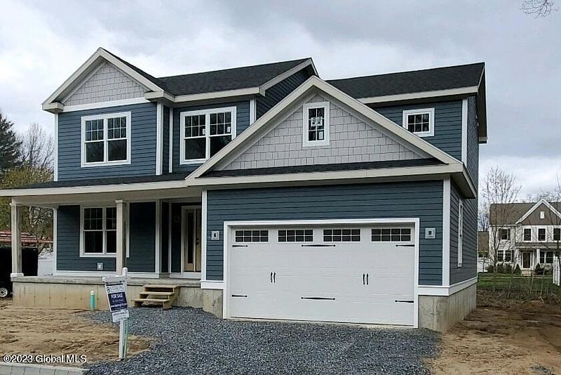 2nd image of 35 Chloes Way