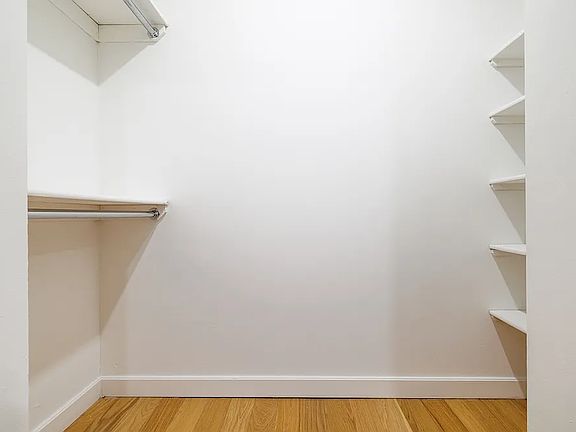 5th image of 37 Wall St APT 18j