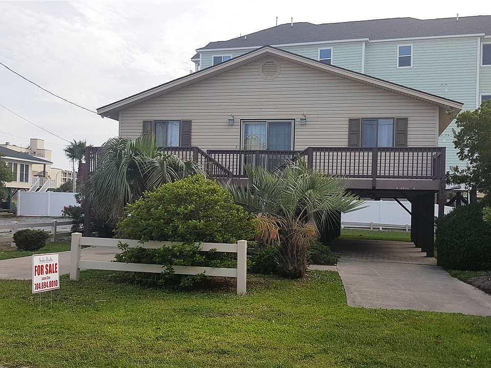2nd image of 213 20th Ave N