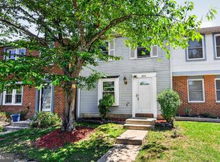 8315 Claremont Woods Dr, Alexandria, VA 22309