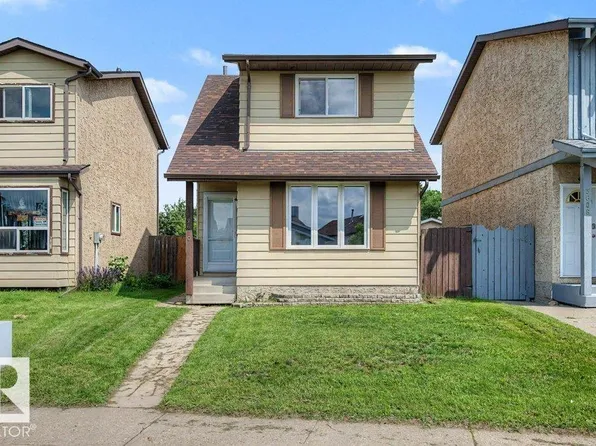 3610 42nd Ave NW, Edmonton, AB T6L 5C8