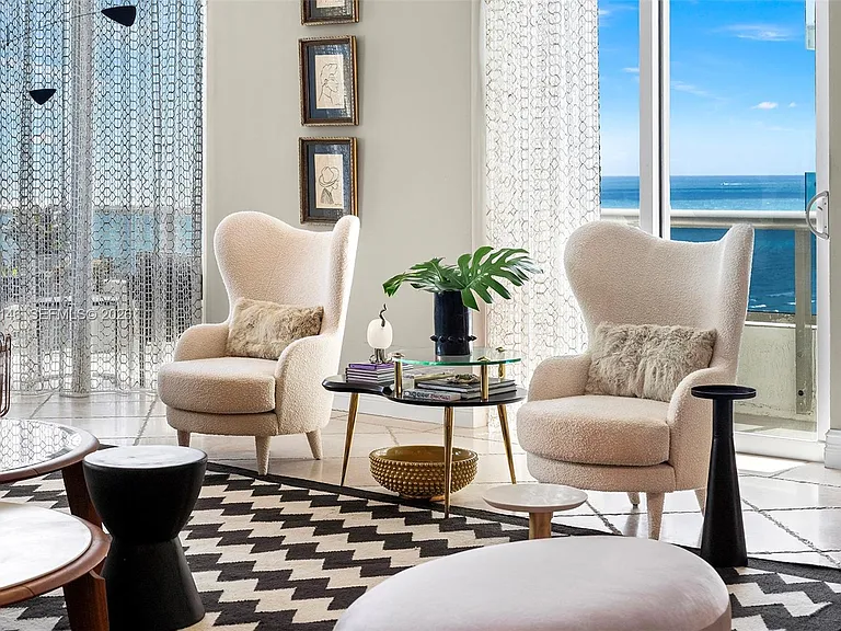 5801 Collins Ave #Penthouse 1600 — Photo 21
