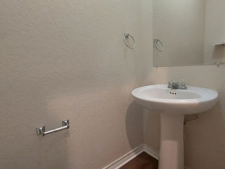 4916 Appleseed Ct — Photo 23