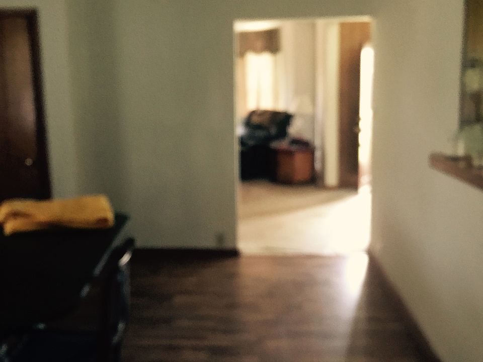 2nd image of 404 S New Jersey Ave