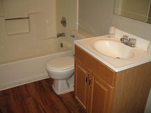 5th image of 3842 Woodington Pl