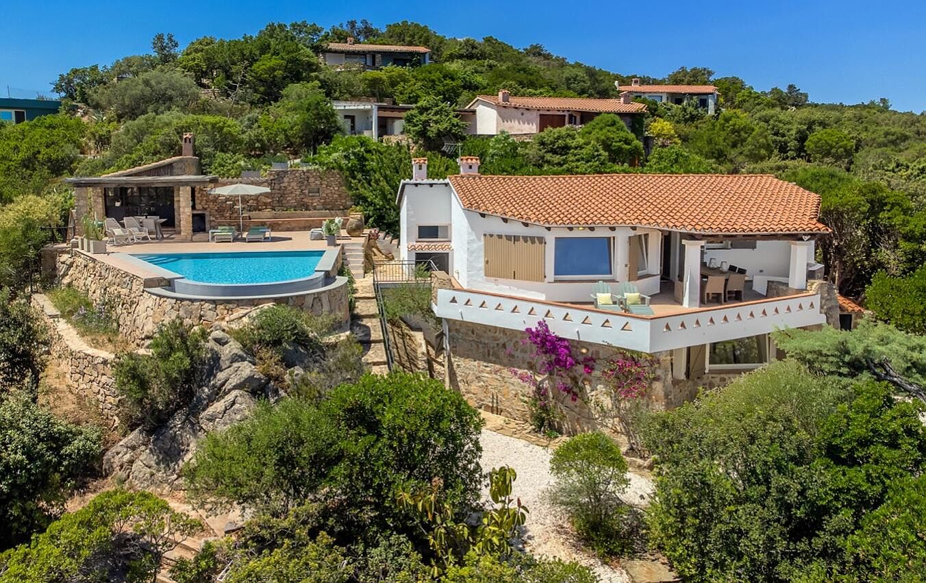 0 Cala Girgolu