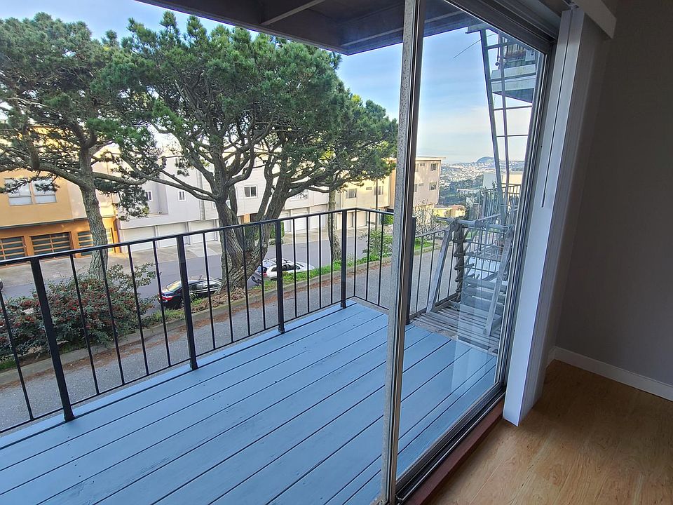 1st image of 74 Crestline Dr #1