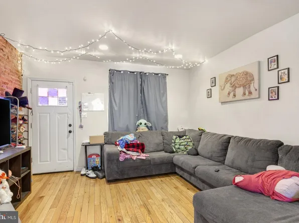 1921 S Bonsall St, Philadelphia, PA 19145