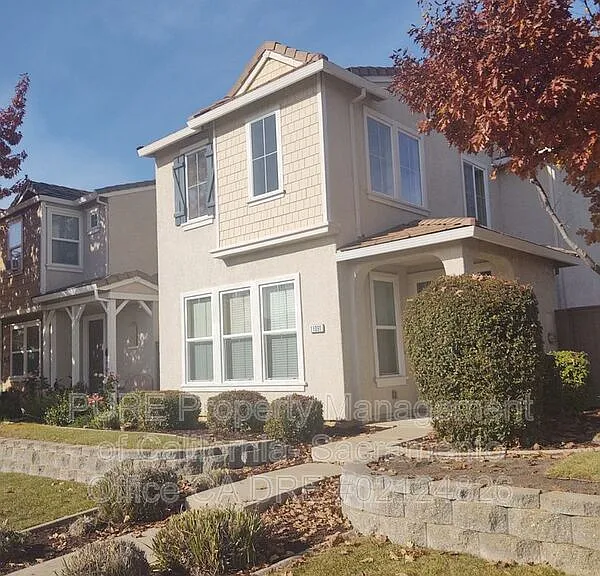 11091 International Dr — Photo 38