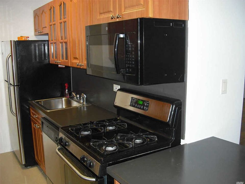 1st image of 8410 153rd Ave APT 6F