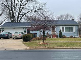 704 High St, Clinton, WI 53525