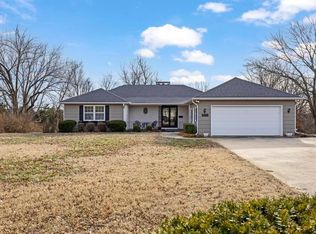 1354 Marblecrest Dr, Fort Scott, KS 66701