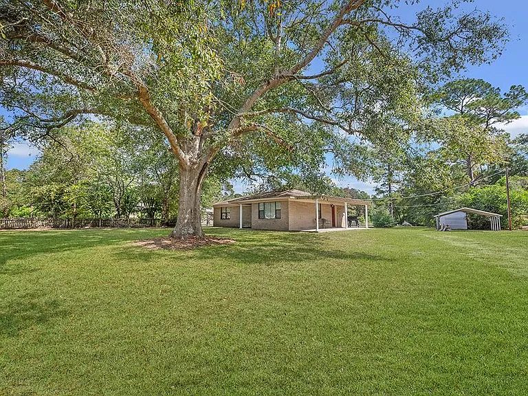 9438 FM 777 — Photo 1