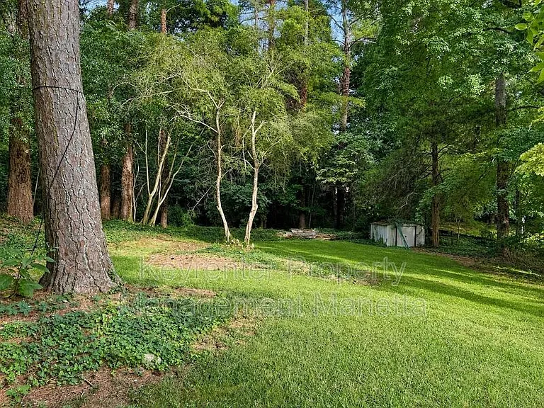 725 McBurnette Rd NE — Photo 25