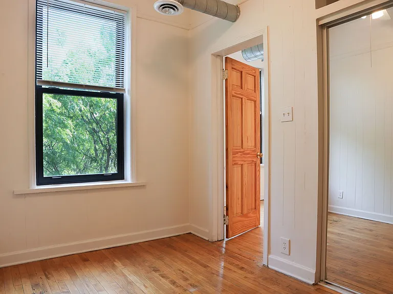 846 S Loomis St — Photo 31
